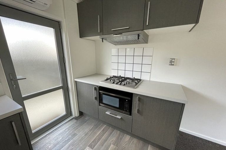 Photo of property in 4/3 Angle Street, Picton, 7220