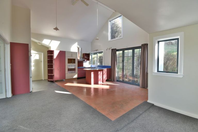 Photo of property in 343 Ravensbourne Road, Maia, Dunedin, 9022