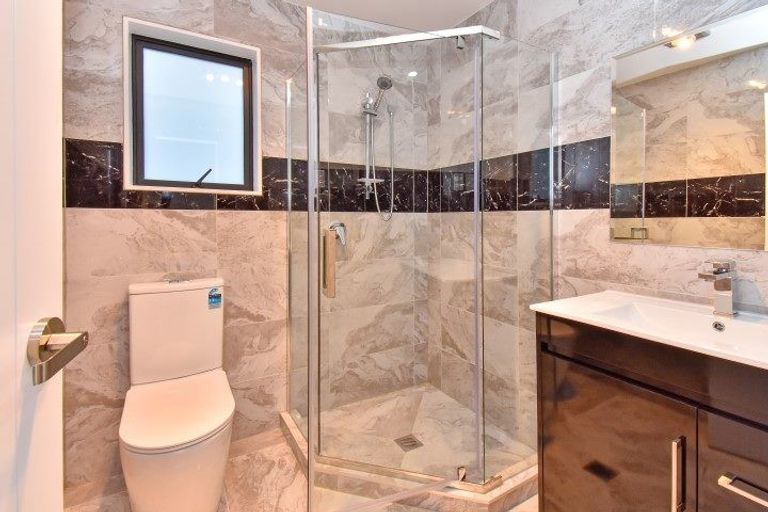 Photo of property in 10b Rothery Road, Hillpark, Auckland, 2102