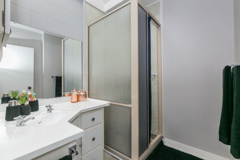 Photo of property in 807d Avenue Road East, Parkvale, Hastings, 4122