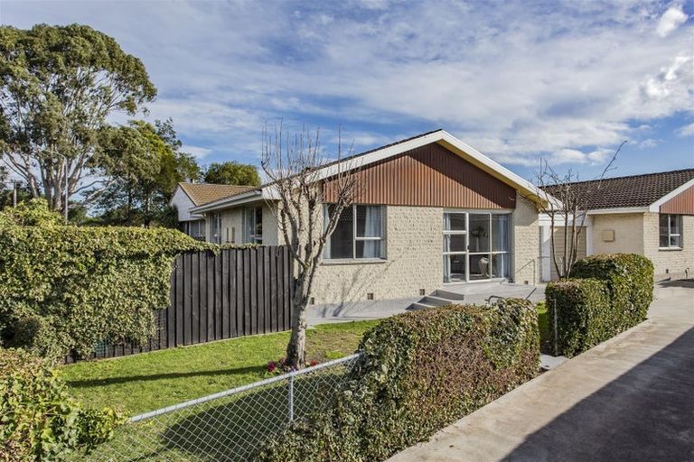 Photo of property in 1/3 Korora Street, Bromley, Christchurch, 8062