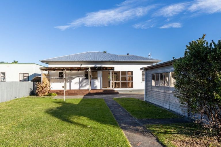 Photo of property in 37 Sanders Avenue, Marewa, Napier, 4110