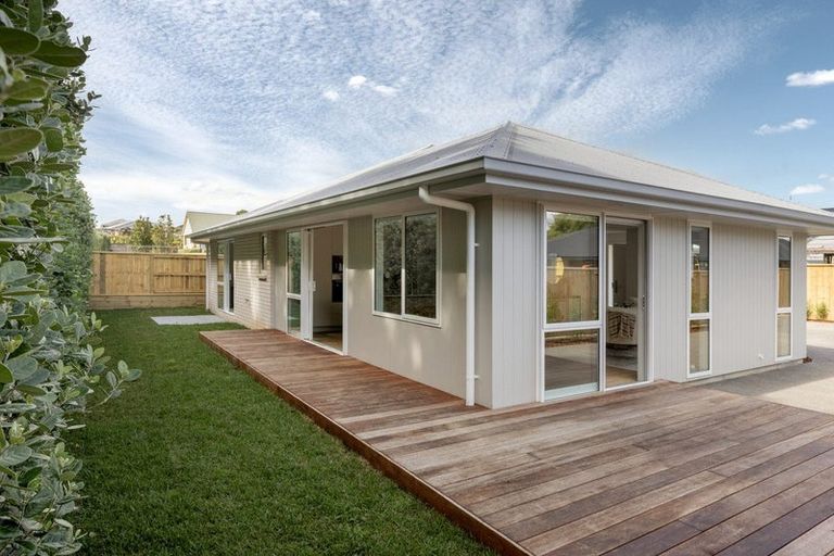 Photo of property in 7 Manawanui Place, Omokoroa, 3114