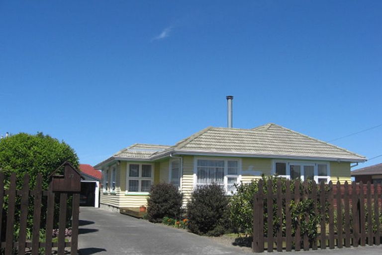 Photo of property in 37 Reginald Street, Burwood, Christchurch, 8083