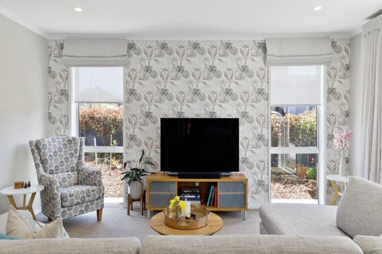 Photo of property in 14 Trevally Place, Snells Beach, 0920