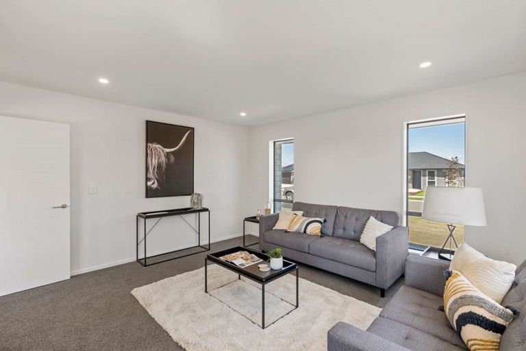 Photo of property in 5 Frogmore Way, Rolleston, 7615