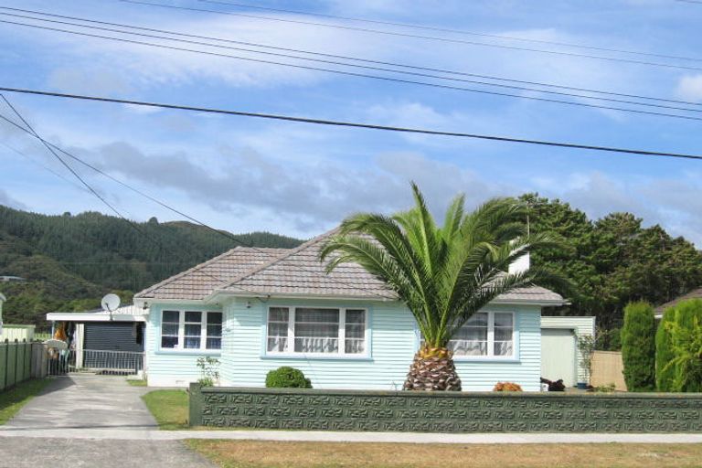 Photo of property in 83 Miro Street, Trentham, Upper Hutt, 5018