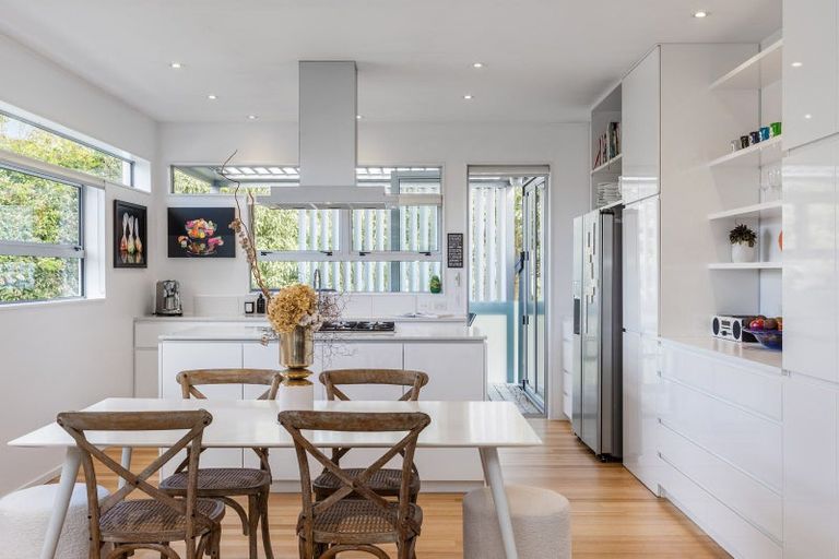 Photo of property in 112 Moa Road, Point Chevalier, Auckland, 1022