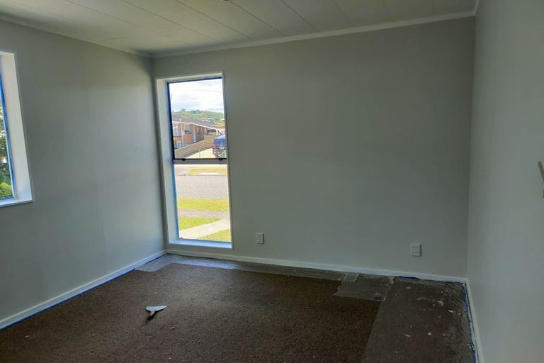 Photo of property in 3 Tacoma Drive, Totara Park, Upper Hutt, 5018