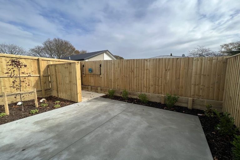 Photo of property in 2/68 Harrow Street, Phillipstown, Christchurch, 8011