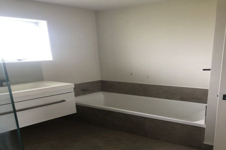 Photo of property in 44 Cumming Street, Okato, 4335