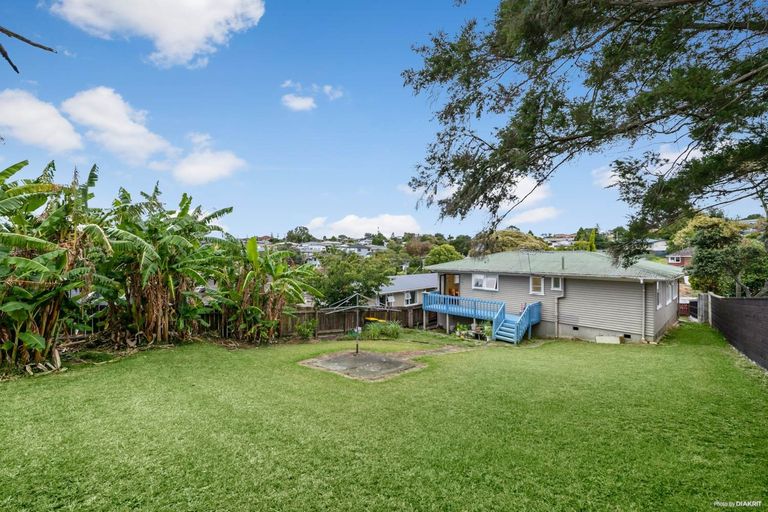 Photo of property in 36 Sheridan Drive, New Lynn, Auckland, 0600