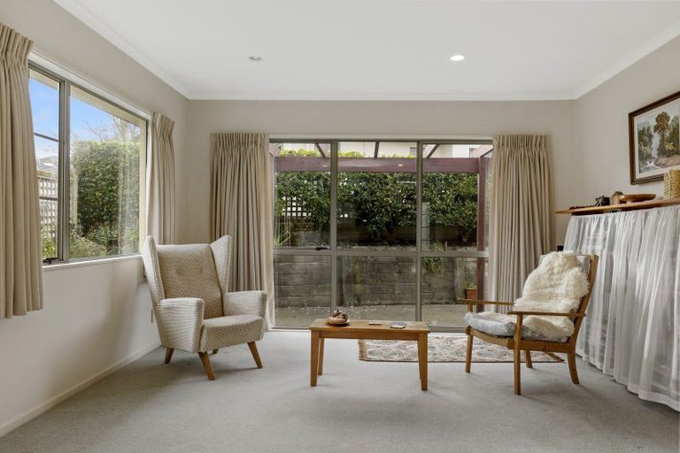 Photo of property in 35 Lakeridge Close, Rangatira Park, Taupo, 3330