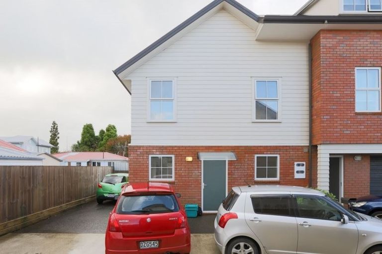 Photo of property in 81 Chiefs Court, Hamilton East, Hamilton, 3216