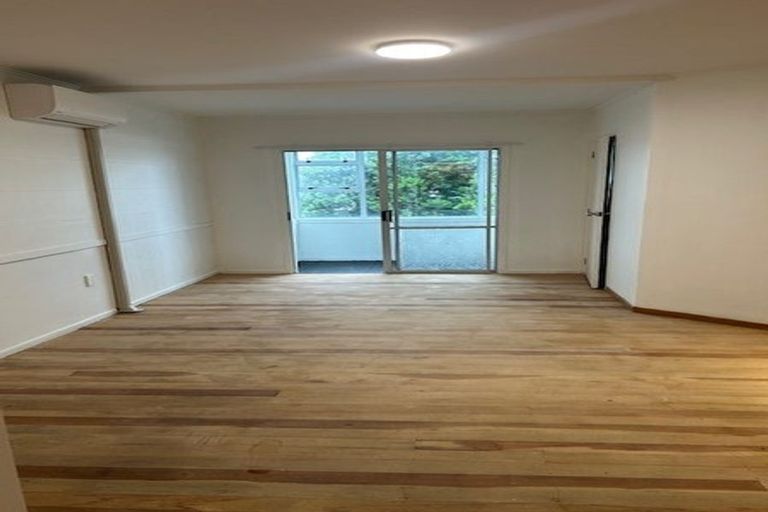 Photo of property in 2/184 Powderham Street, New Plymouth, 4310