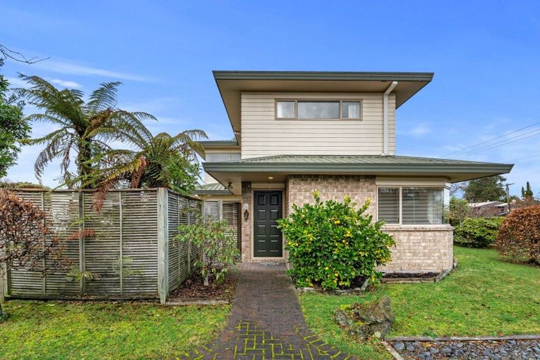 Photo of property in 2/26 Ngamotu Road, Taupo, 3330