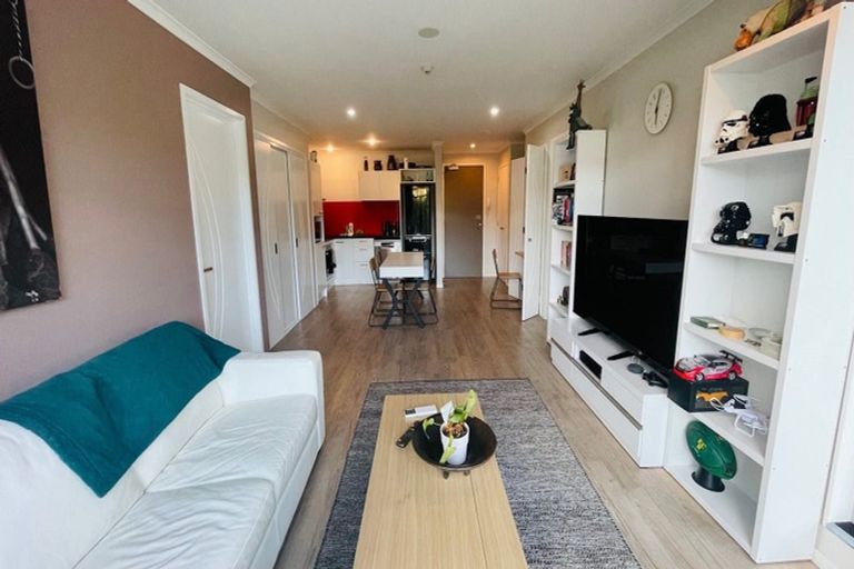 Photo of property in Norfolk Apartments, 105/19 Bute Road, Browns Bay, Auckland, 0630