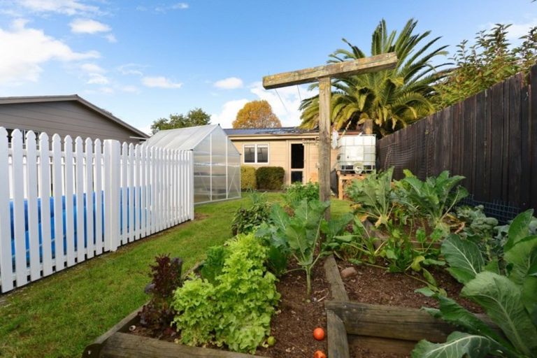 Photo of property in 32 Browning Street, Leamington, Cambridge, 3432