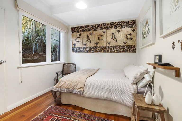 Photo of property in 16 Beach Street, Island Bay, Wellington, 6023