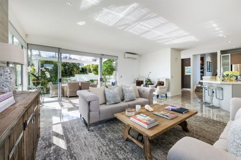 Photo of property in 7 Imperial Place, Flat Bush, Auckland, 2019