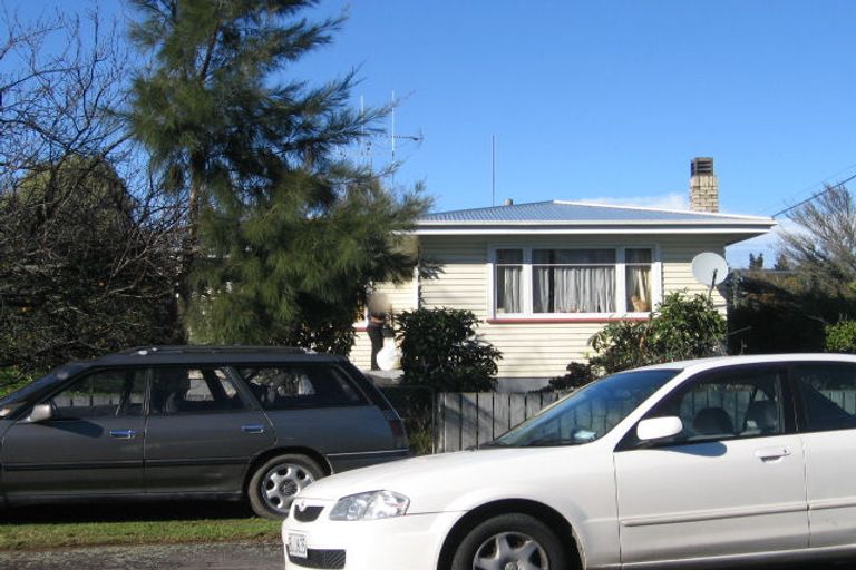 Photo of property in 37 Huia Avenue, Forest Lake, Hamilton, 3200