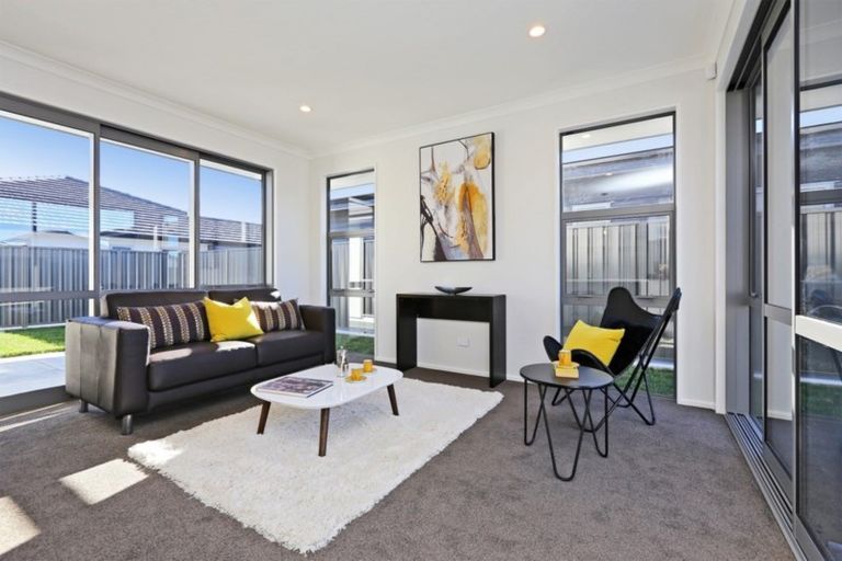 Photo of property in 18 Pelorus Avenue, Poraiti, Napier, 4112