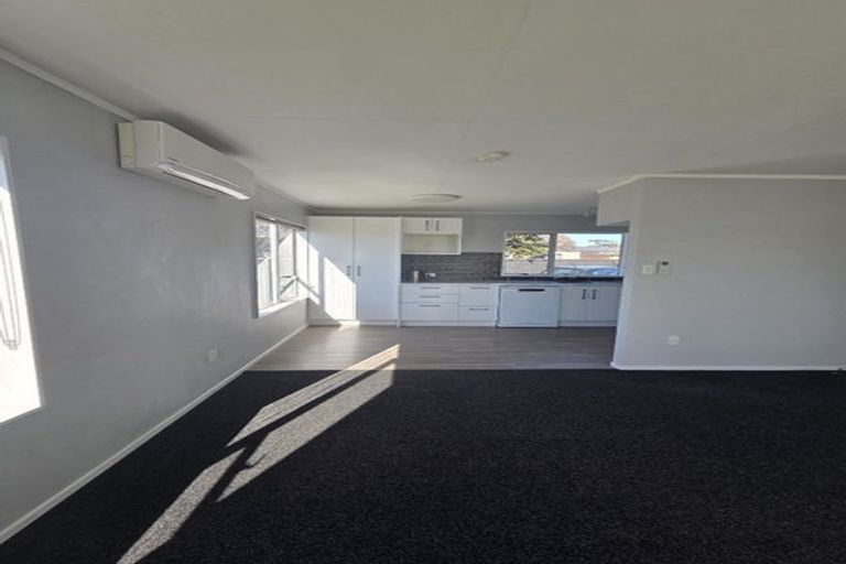 Photo of property in 4 Desmond Place, Bell Block, New Plymouth, 4312