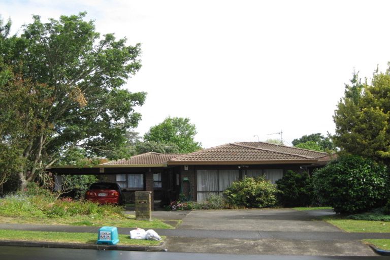 Photo of property in 29 Walter Strevens Drive, Conifer Grove, Takanini, 2112