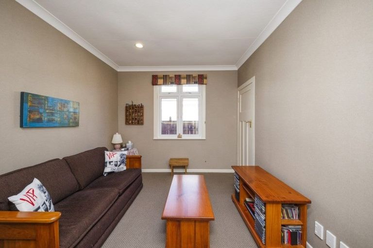 Photo of property in 7 Oxford Street, Hokowhitu, Palmerston North, 4410
