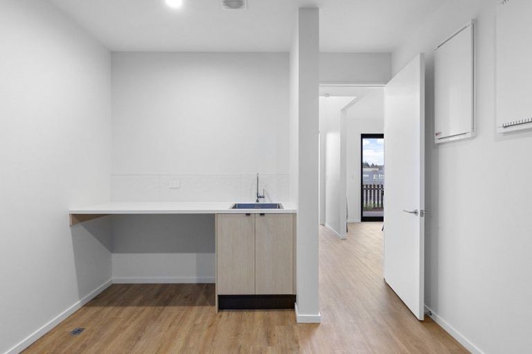 Photo of property in 5 Monsaraz Boulevard, Halswell, Christchurch, 8025