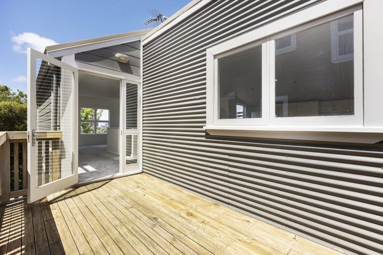 Photo of property in 20 Parliament Street, Thorndon, Wellington, 6011