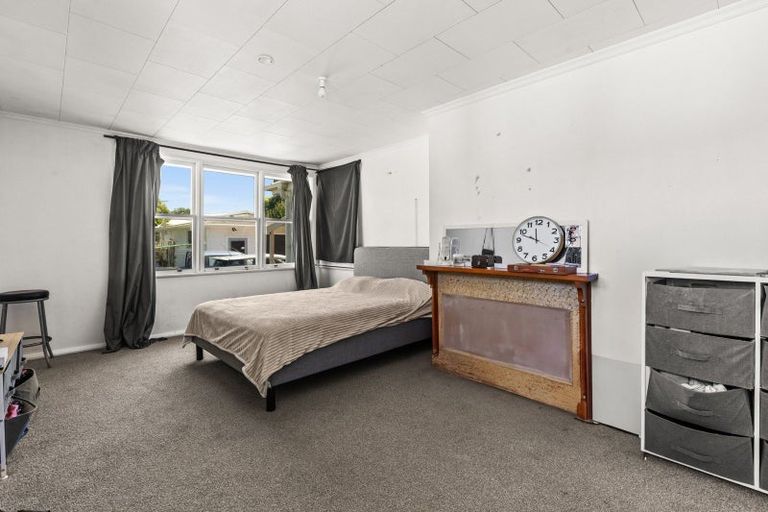 Photo of property in 27 Ward Crescent, Marewa, Napier, 4110