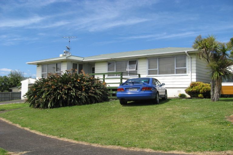 Photo of property in 13 Mountain Road, Mangere Bridge, Auckland, 2022