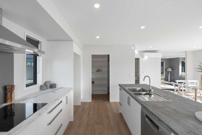 Photo of property in 3 Cox Lane, Amberley, 7410