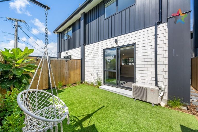 Photo of property in 2/10 Avery Grove, Boulcott, Lower Hutt, 5011