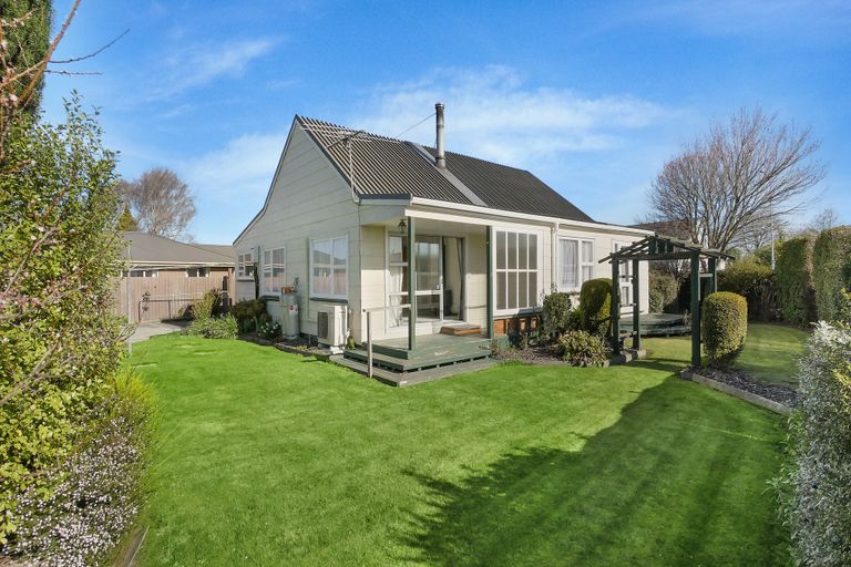 Photo of property in 36 Pensacola Crescent, Broomfield, Christchurch, 8042