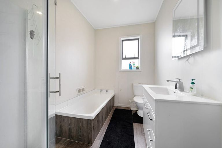 Photo of property in 26 Park Avenue, Papatoetoe, Auckland, 2025