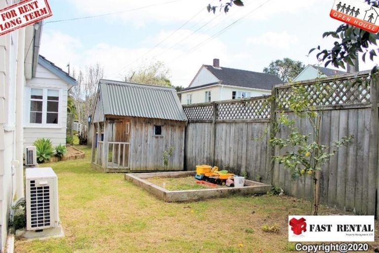 Photo of property in 36 Belle Vue Avenue, Northcote Point, Auckland, 0627