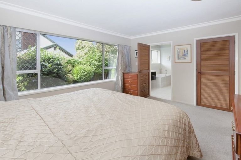 Photo of property in 6 Rutherglen Avenue, Ilam, Christchurch, 8041