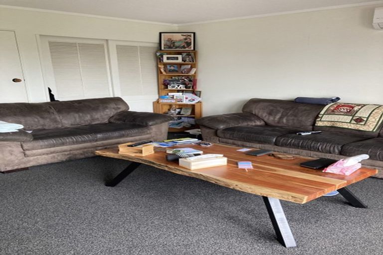 Photo of property in 16 Kotare Street, Waikanae, 5036