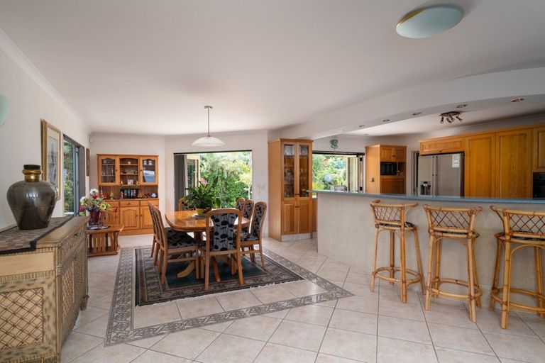 Photo of property in 166 Lake Terrace, Hilltop, Taupo, 3330
