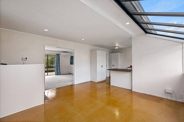 Photo of property in 7 Gala Place, Henderson, Auckland, 0612