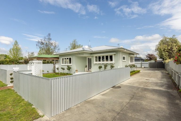 Photo of property in 103 Murdoch Road East, Akina, Hastings, 4122