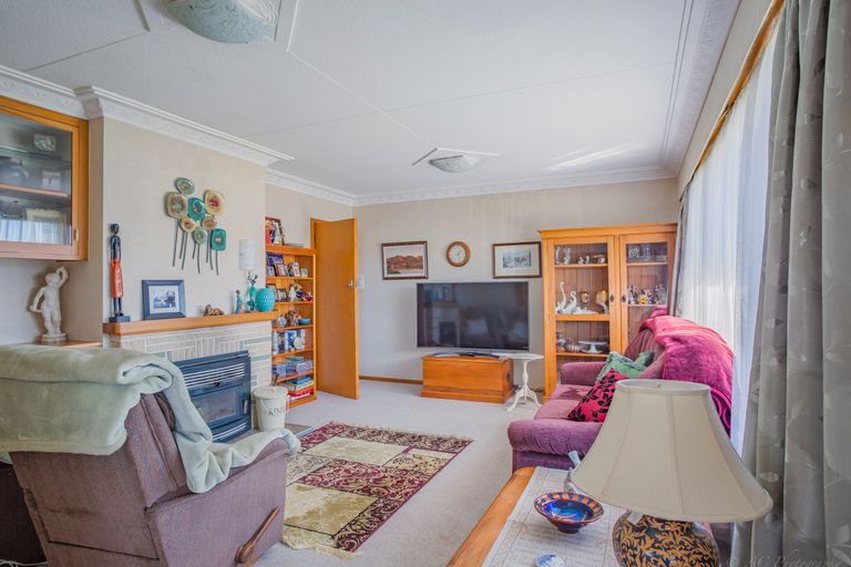 Photo of property in 10 Saint George Street, Watlington, Timaru, 7910
