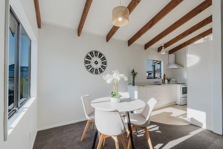 Photo of property in 8a Carey Street, Maeroa, Hamilton, 3200