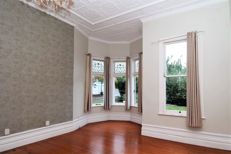 Photo of property in 9 Awanui Street, Birkenhead, Auckland, 0626