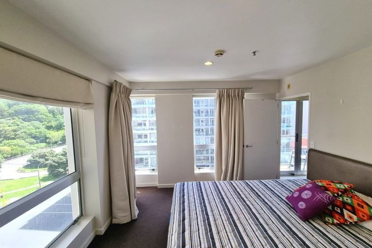 Photo of property in Terrace Heights Apartments, 8a/163 The Terrace, Wellington Central, Wellington, 6011