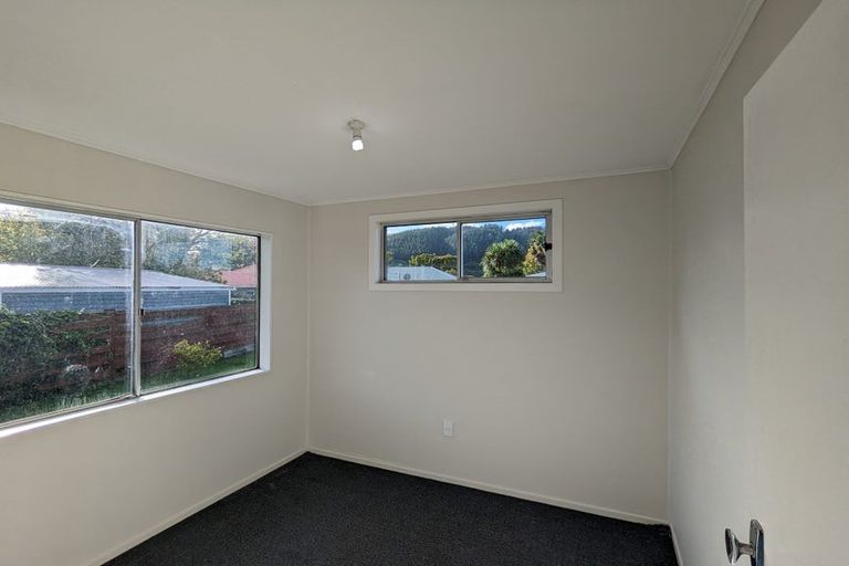 Photo of property in 49 Bonnie Glen Crescent, Ebdentown, Upper Hutt, 5018