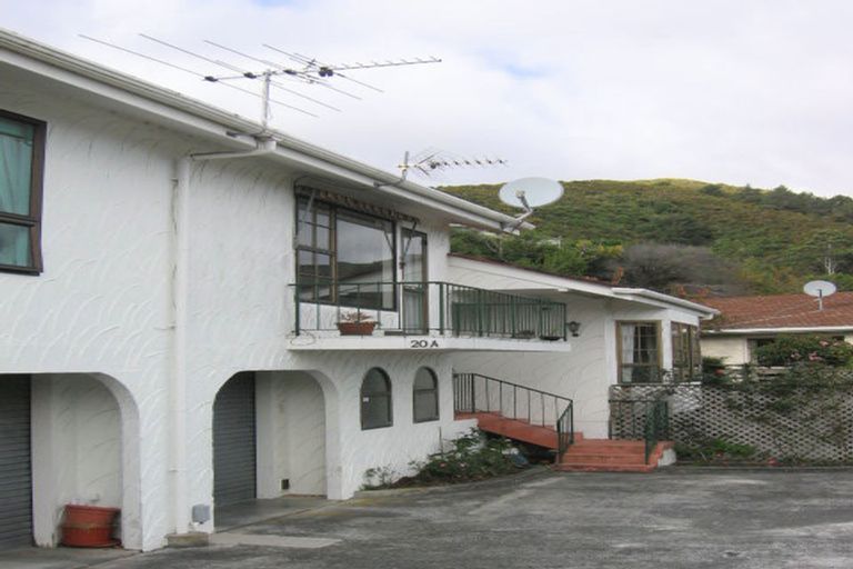 Photo of property in 20a Summit Road, Fairfield, Lower Hutt, 5011