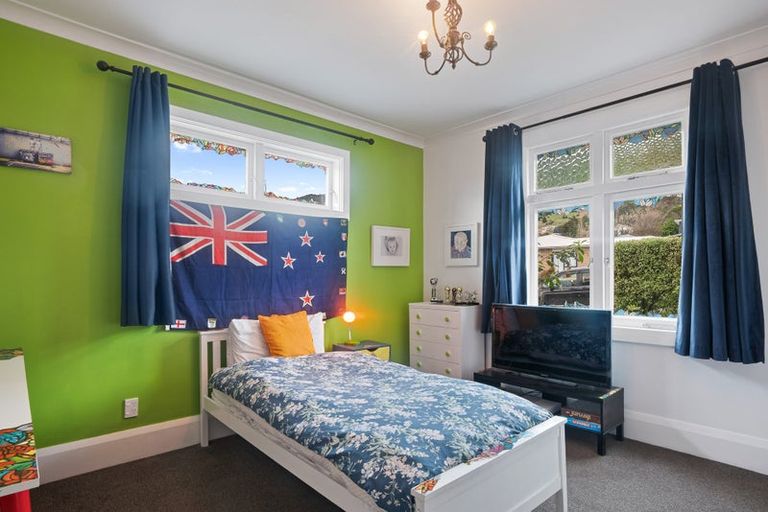 Photo of property in 28 Matenga Street, Waikanae, 5036